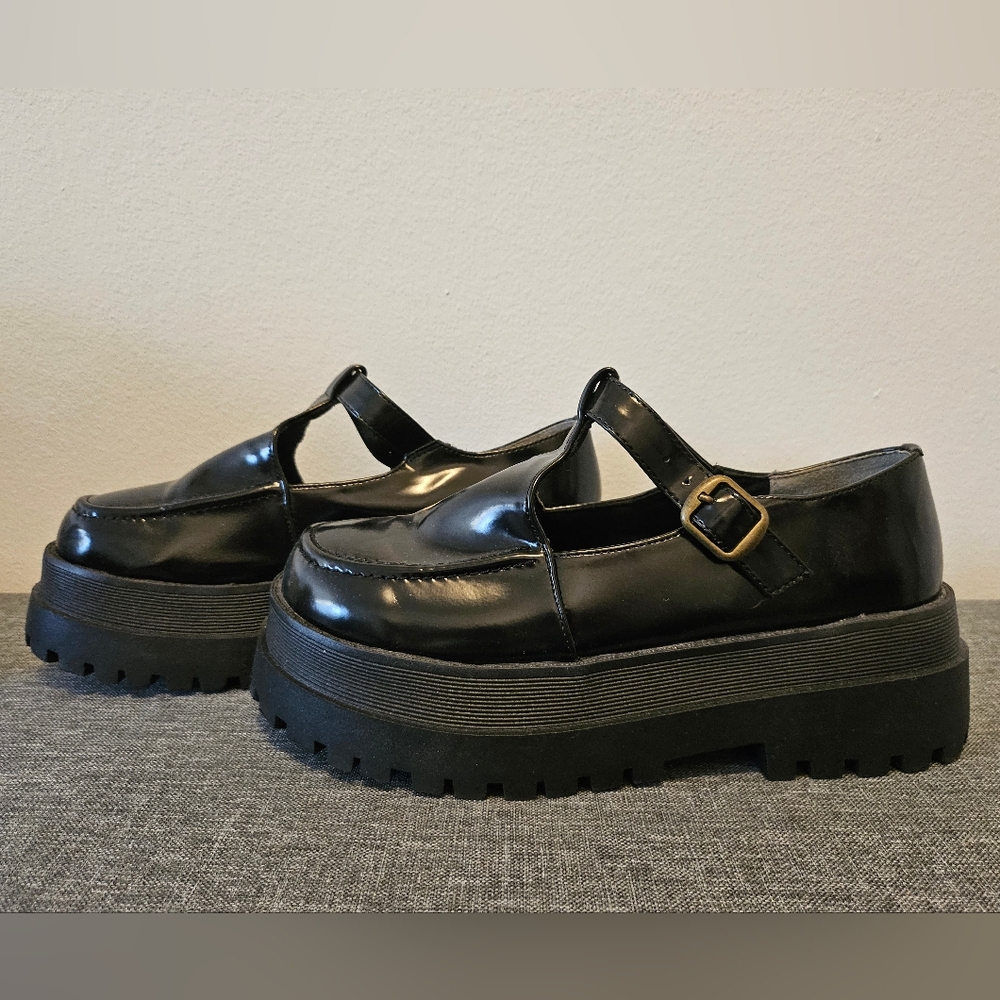 Black Platform Mary Jane Shoes